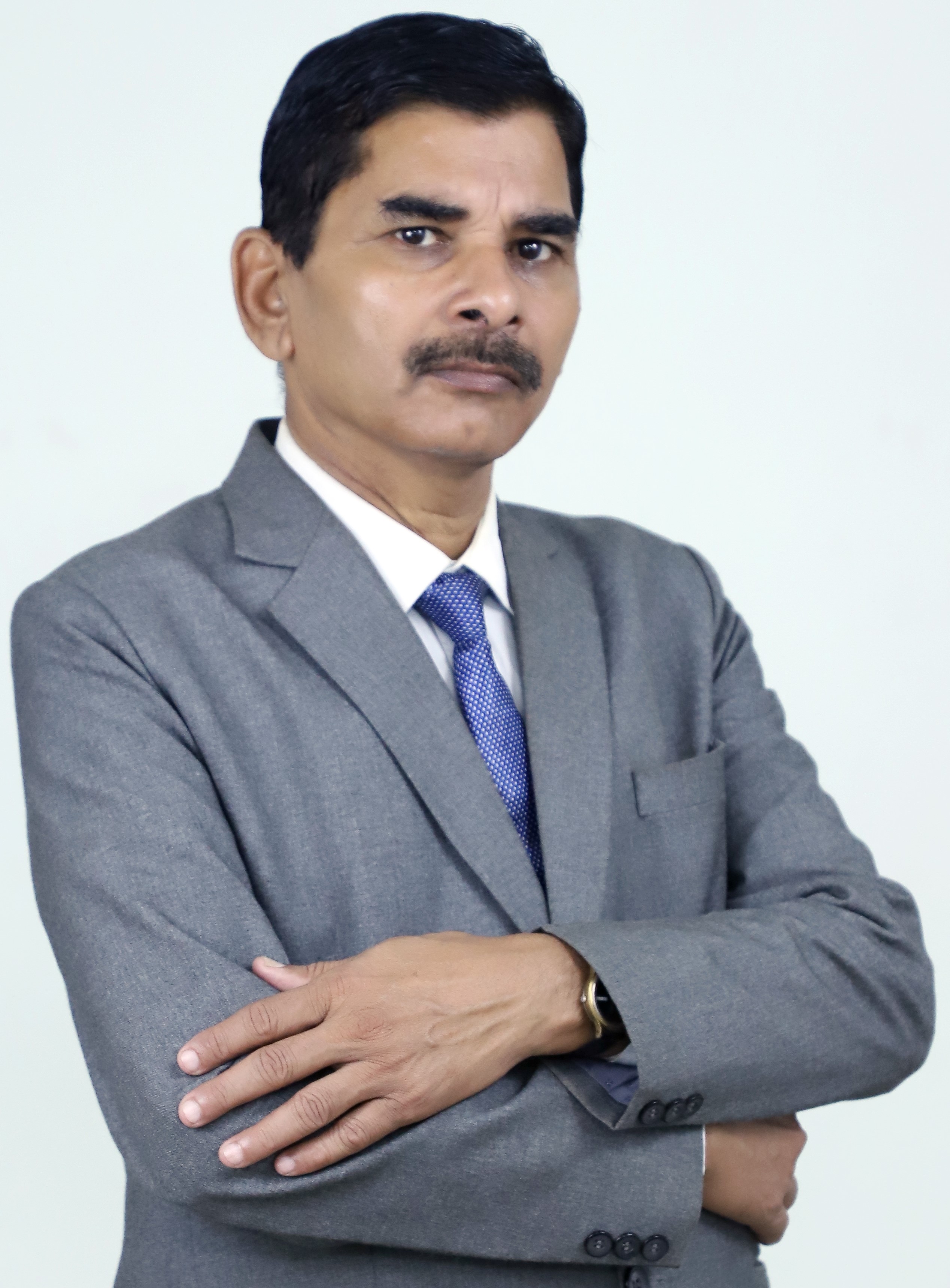 Mr. MANOJ KUMAR MISHRA